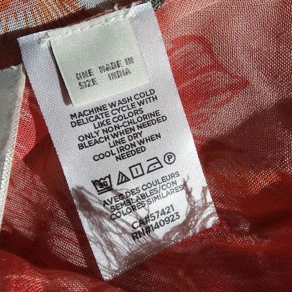 Scarf bundle (one NWT) - Picture 13 of 14